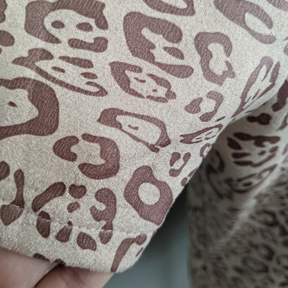 SHEIN  Knot open back leopard top - Picture 6 of 8